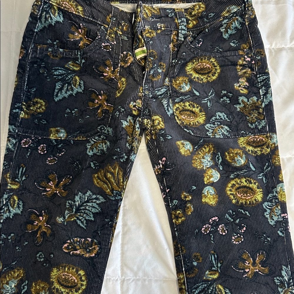 Pilcro Anthropologie Floral Corduroy Flare Pants NWT Navy with Flower Print